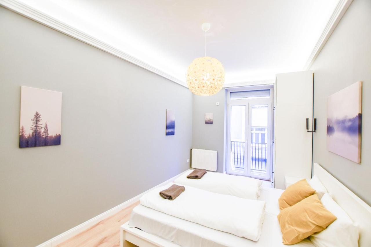Riverside Apartment In Downtown Budapest Luaran gambar